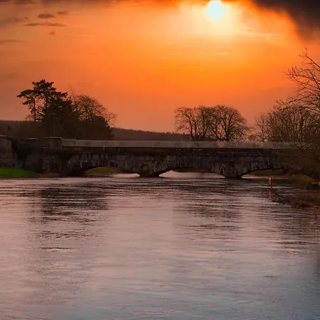 Barrow Blueway - The Stables Apartment *