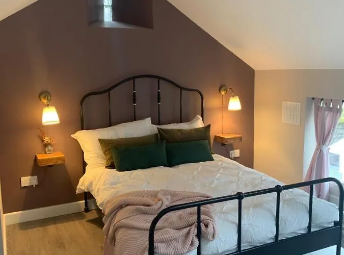 Barrow Blueway - The Stables Apartment