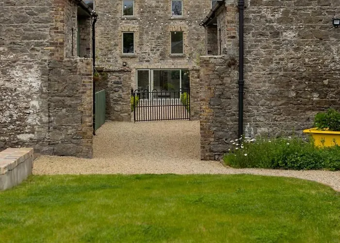 Barrow Blueway - The Stables *